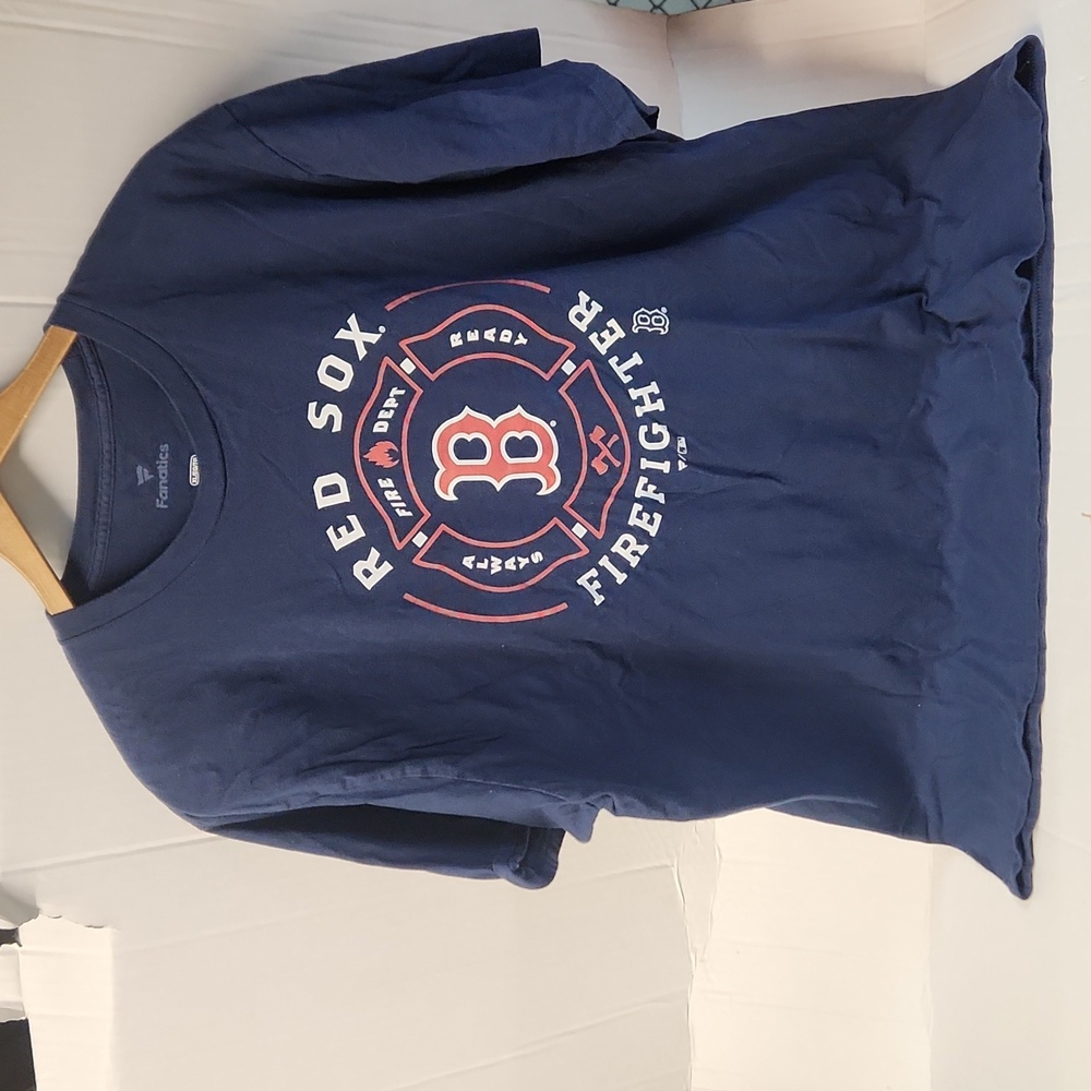 EUC Fanatics Boston Redsox Firefighter Men's sz XL Tshirt